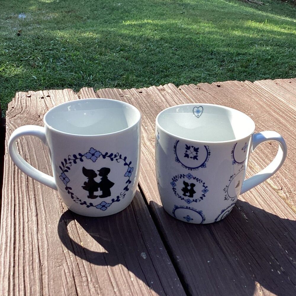 SVNRS Dutch Silhouette‎ Blue White Ceramic Coffee Mug Delft Style Folk Art